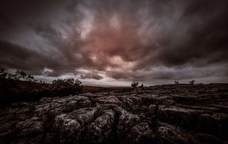 直击巴拿马华人纪念碑拆毁现场，历史之碑轰然倒下，华人心中的痛与殇